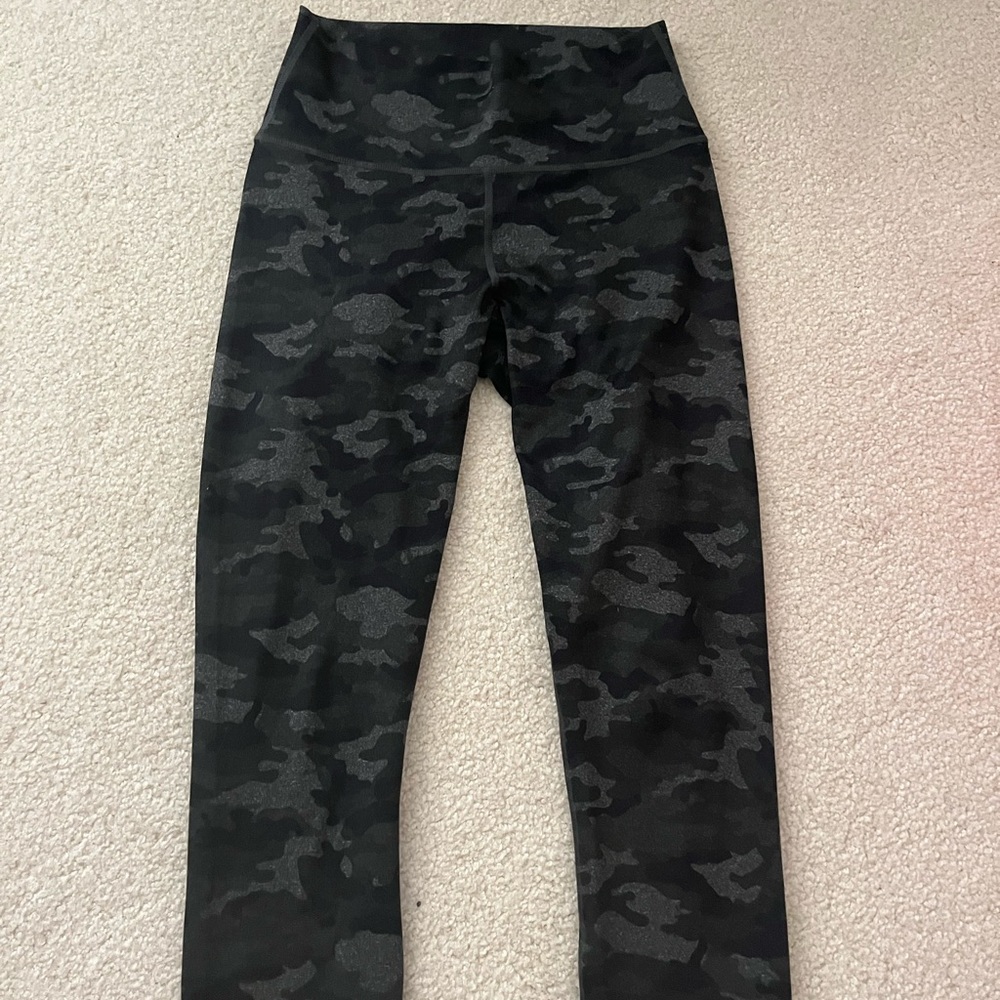 Fabletics power hold camp leggings